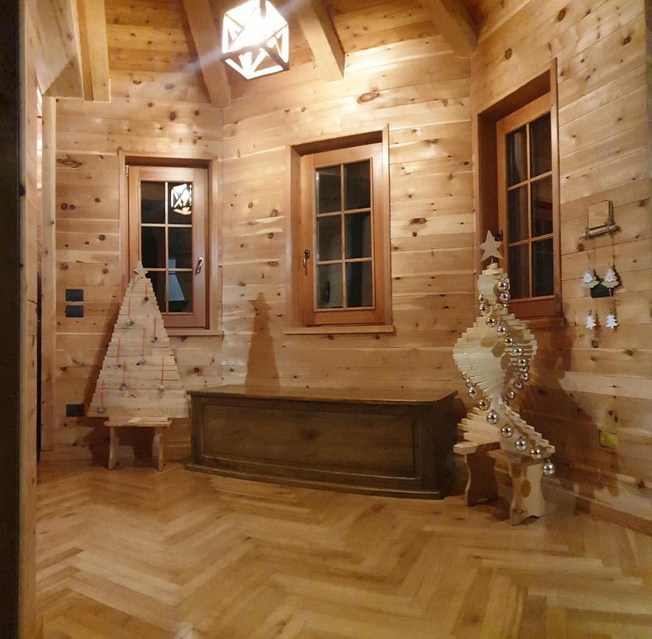 B&B Chalet Il Picchio Varzo Exterior foto
