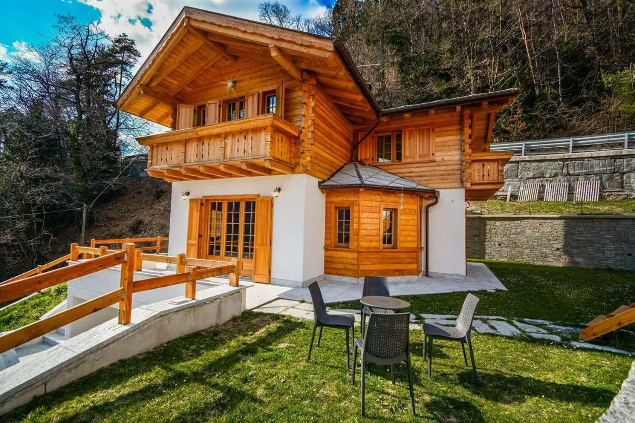 B&B Chalet Il Picchio Varzo Exterior foto